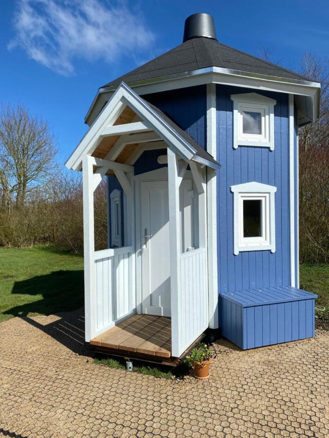 Kroghs Tiny Houses - Hyttebyen กรินด์สเตด ภายนอก รูปภาพ