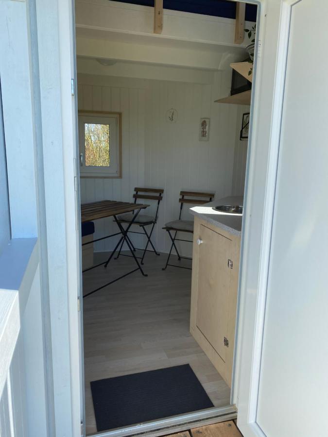 Kroghs Tiny Houses - Hyttebyen กรินด์สเตด ภายนอก รูปภาพ