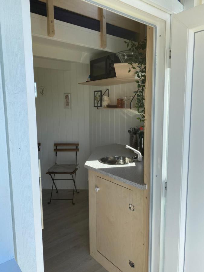 Kroghs Tiny Houses - Hyttebyen กรินด์สเตด ภายนอก รูปภาพ