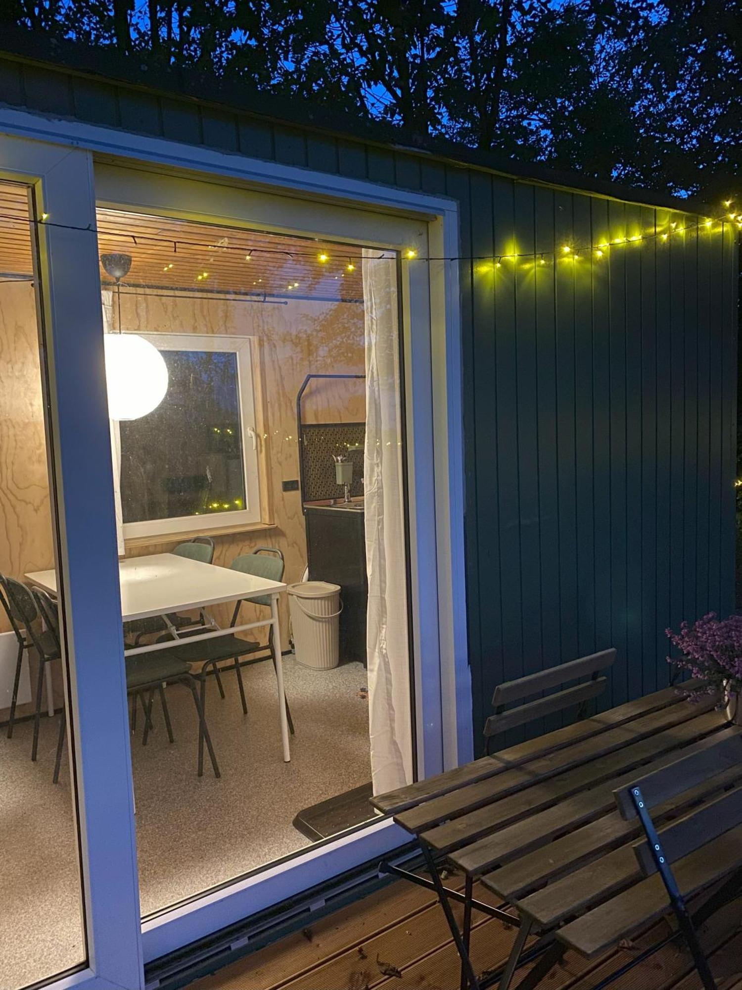 Kroghs Tiny Houses - Hyttebyen กรินด์สเตด ภายนอก รูปภาพ